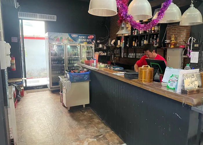 Happy Apple Guesthouse Pattaya